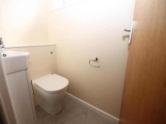 UPSTAIRS WC