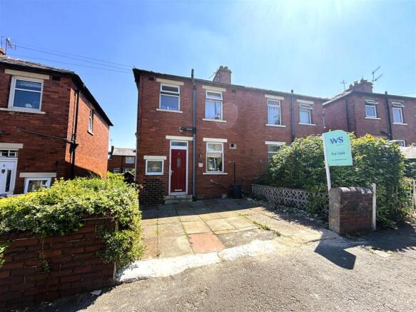 3 bed Semi-Detached for sale Image 6