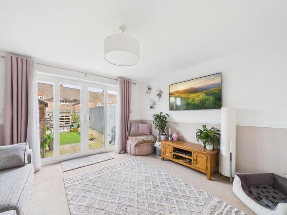 Oxmoor Avenue, Hadley, Telford, Shropshire. photo 2