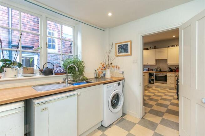 7 Southover High Street-82.jpg