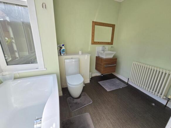 1 bed House Share to rent Image 7