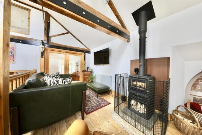 3 bed House for sale Image 11