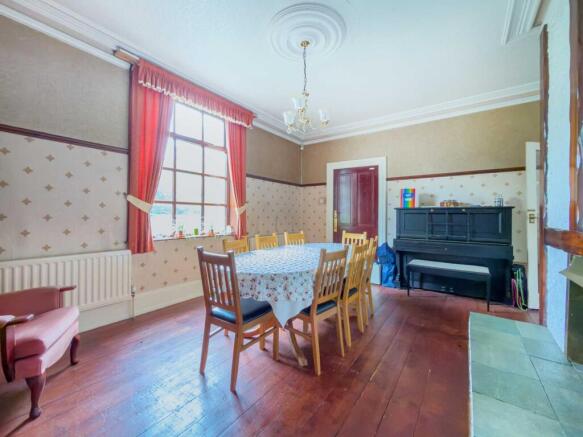 3 bed Detached for sale Image 11