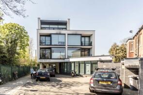 Flat 5, 1 The Sidings, Station Road, Kingston Upon Thames KT1 4HG