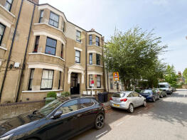 24, Cleveland Mansions, Mowll Street, London SW9 0ES