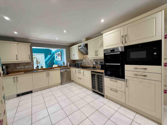 Tower Road, Felixstowe, IP11 photo 4