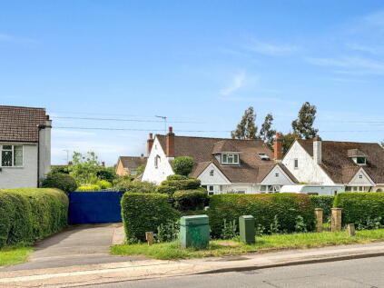 Harlestone Road, Northampton, NN5