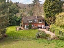 Tynings, Bride Hall Lane, Welwyn AL6 9BX