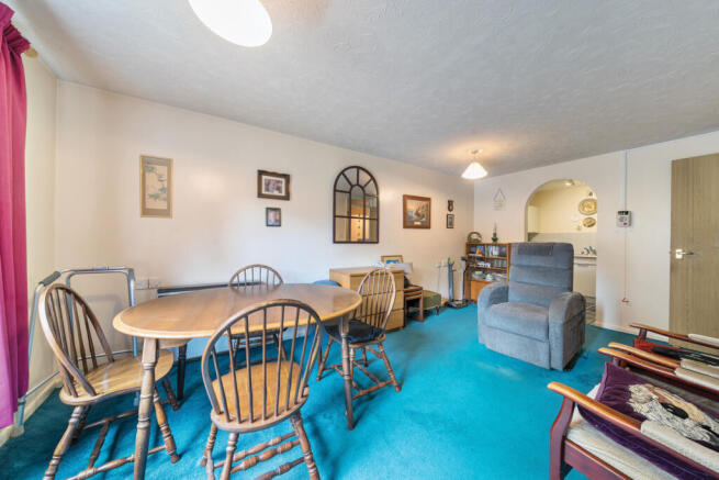 1324384-6-6877789...