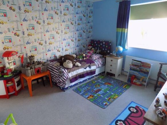Photo 8