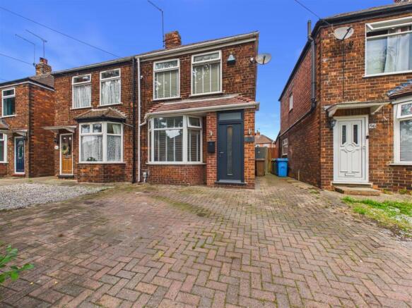 4 bed Semi-Detached for sale in hull