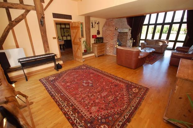 Photo 13