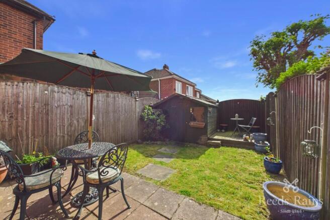 2 bed Semi-Detached for sale Image 8