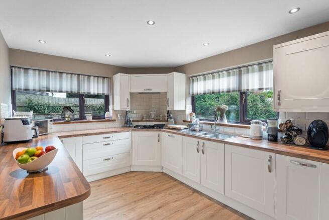 4 St Andrews Close, Congresbury BS49 5DZ-40.jpg