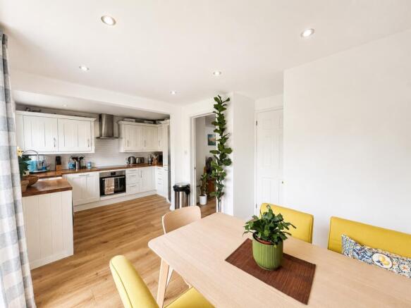 Kitchen/Dining Room