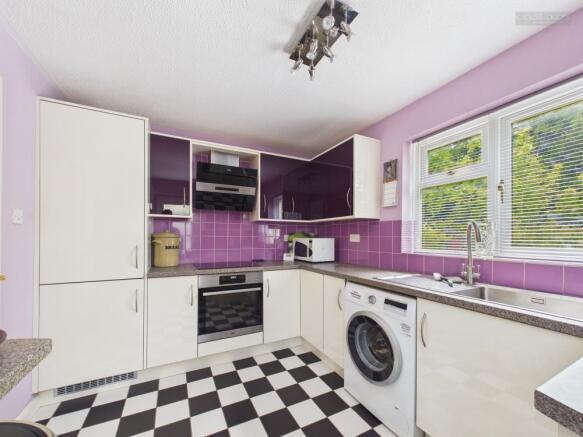 Ringwood, Bretton, Peterborough photo 4