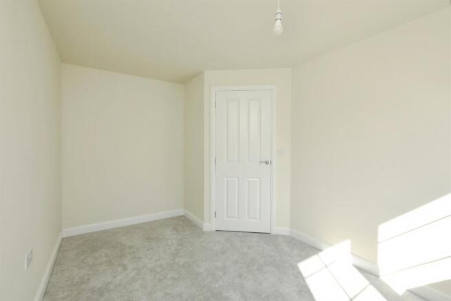 4 bed Detached for sale Image 11