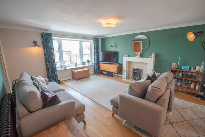 4 bed Town House for sale Image 6
