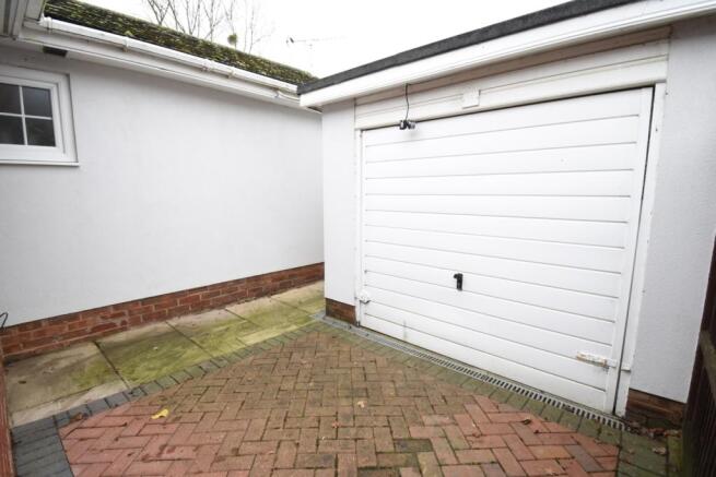 Brentwood Close, Thorpe Audlin (34)Store