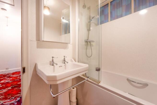 3 bed Terraced for sale Image 12