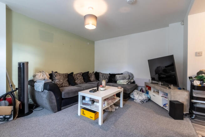 1 bed Flat for sale Image 4