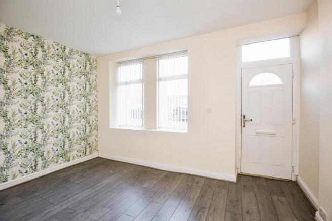 4 bed Terraced to rent Image 10