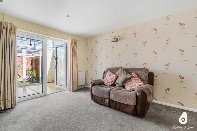 Shaw Close, Bicester photo 4