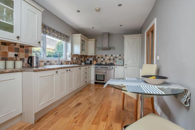 BREAKFAST KITCHEN