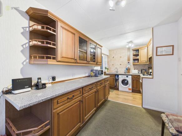 cam05591g0pr0110still029