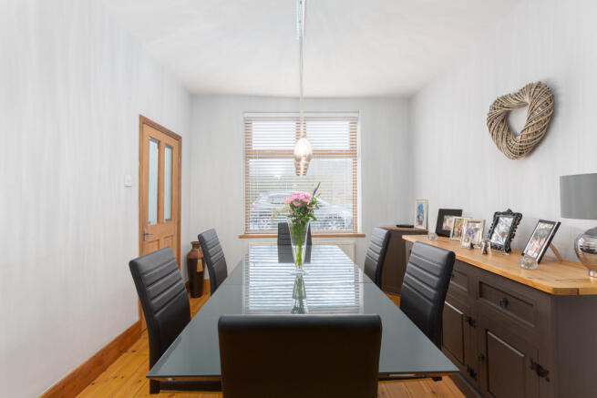 Dining Area Pic1