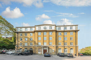 Flat 5, Woodlands Heights, Vanbrugh Hill, London SE3 7EL