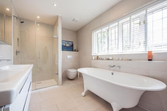 Master En Suite 