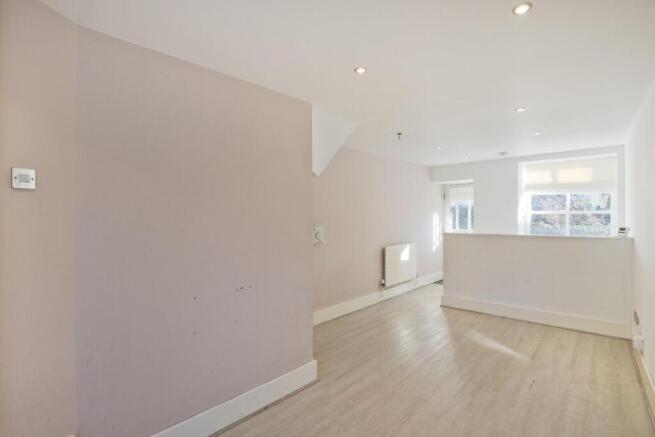 2 bed Semi-Detached for sale Image 10
