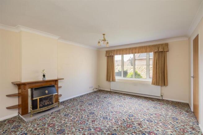 3 bed House for sale Image 7