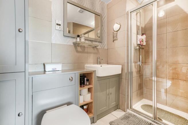 Ensuite