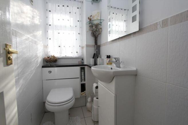 Cloakroom/WC