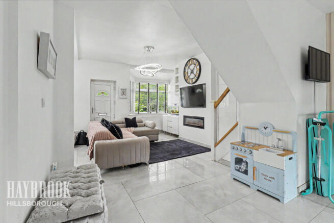 3 bed Semi-Detached for sale Image 7