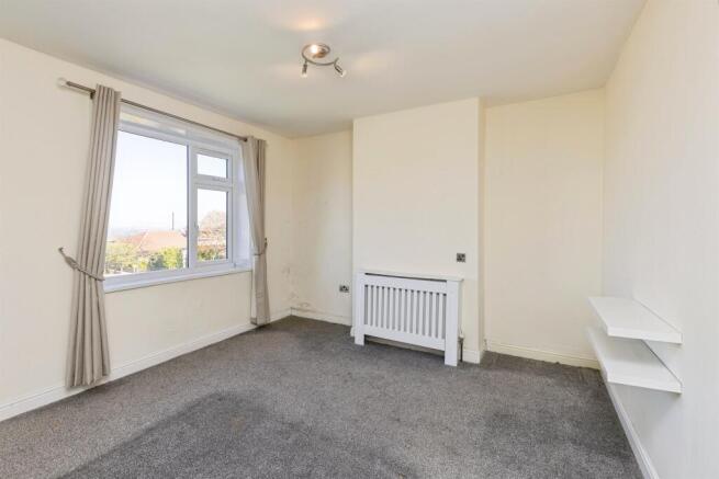 3 bed Terraced for sale Image 11