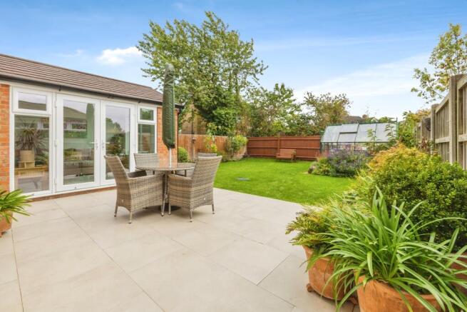 2025-10-02-71lincolnroad042