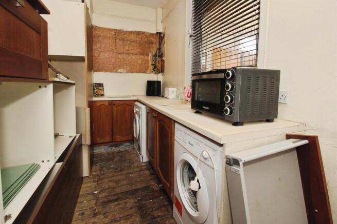 2 bed Terraced for sale Image 9
