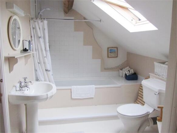 Ensuite bathroom