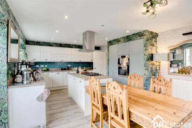 Kitchen/ Diner