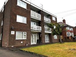 9d, Pauls Coppice, Walsall WS8 7DE