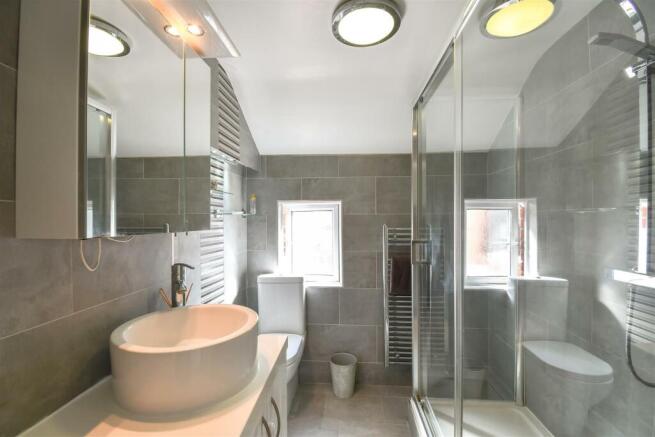 Family Shower Room