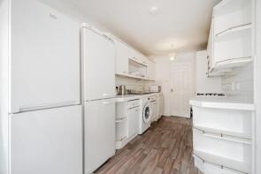 3, Wolfe Crescent, London SE16 6SF