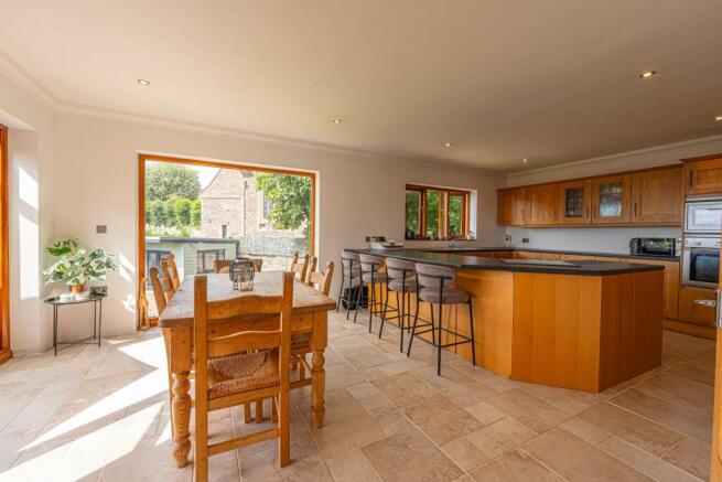 Kitchen / Diner