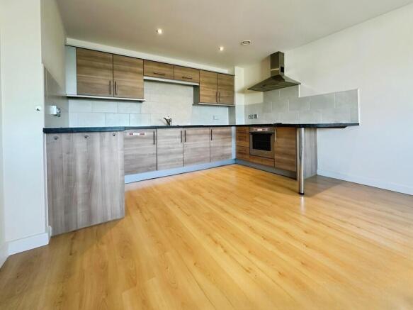 1 bed Flat for sale Image 4