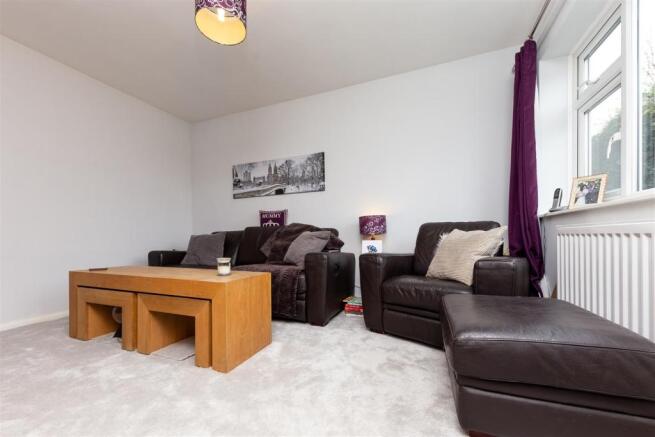 75 Willbury Hills Road (11 of 25).jpg