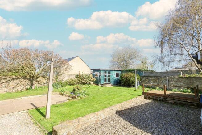 3 bed Detached Bungalow for sale Image 4