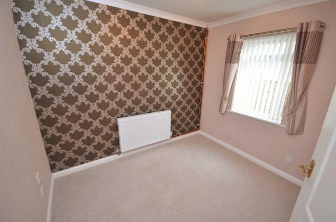 24 Lakelands Close